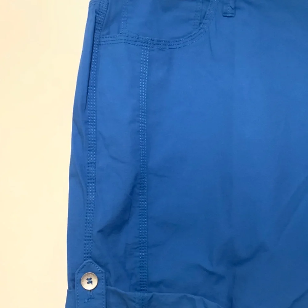 DKNY JEANS size 12 bright blue shorts - Picture 3 of 6